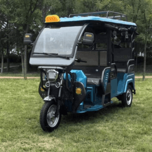 Wholesale enclosed electric passenger trike (6-seater) with a narrow 1m profile & 1.9m tall cabin. Built-in heater & Arctic-ready. Get factory FCL quotes.