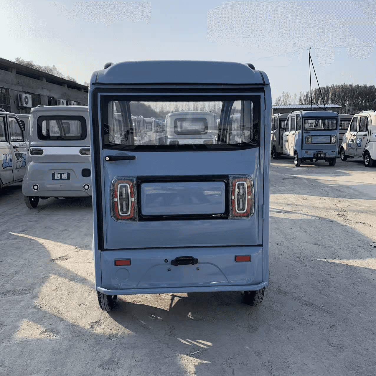 3-Seat Enclosed Passenger Trike for Resorts | Factory FCL - ORVIK - Image 5