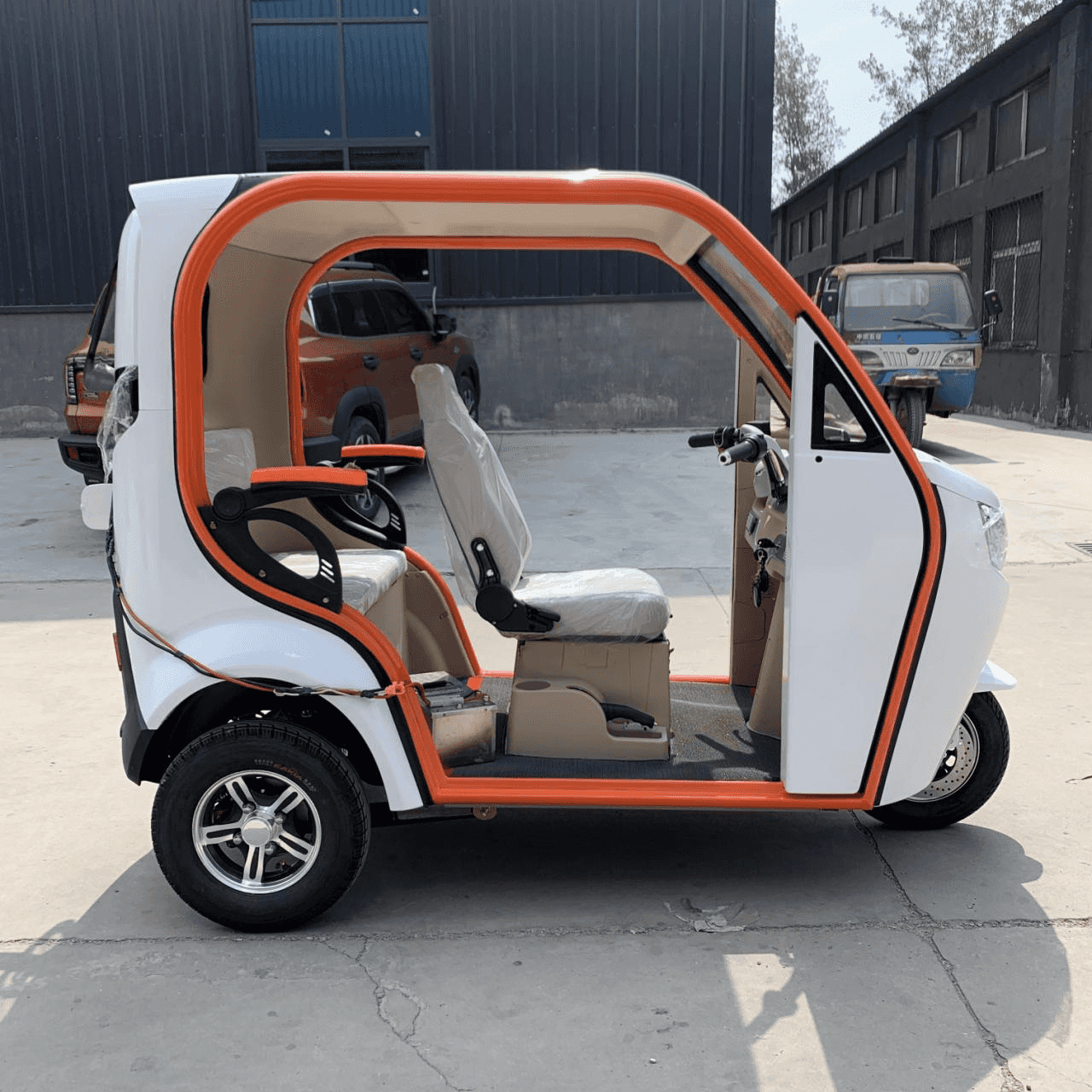 1000W Compact Passenger Trike (2-Seater) | Factory FCL - ORVIK - Image 3