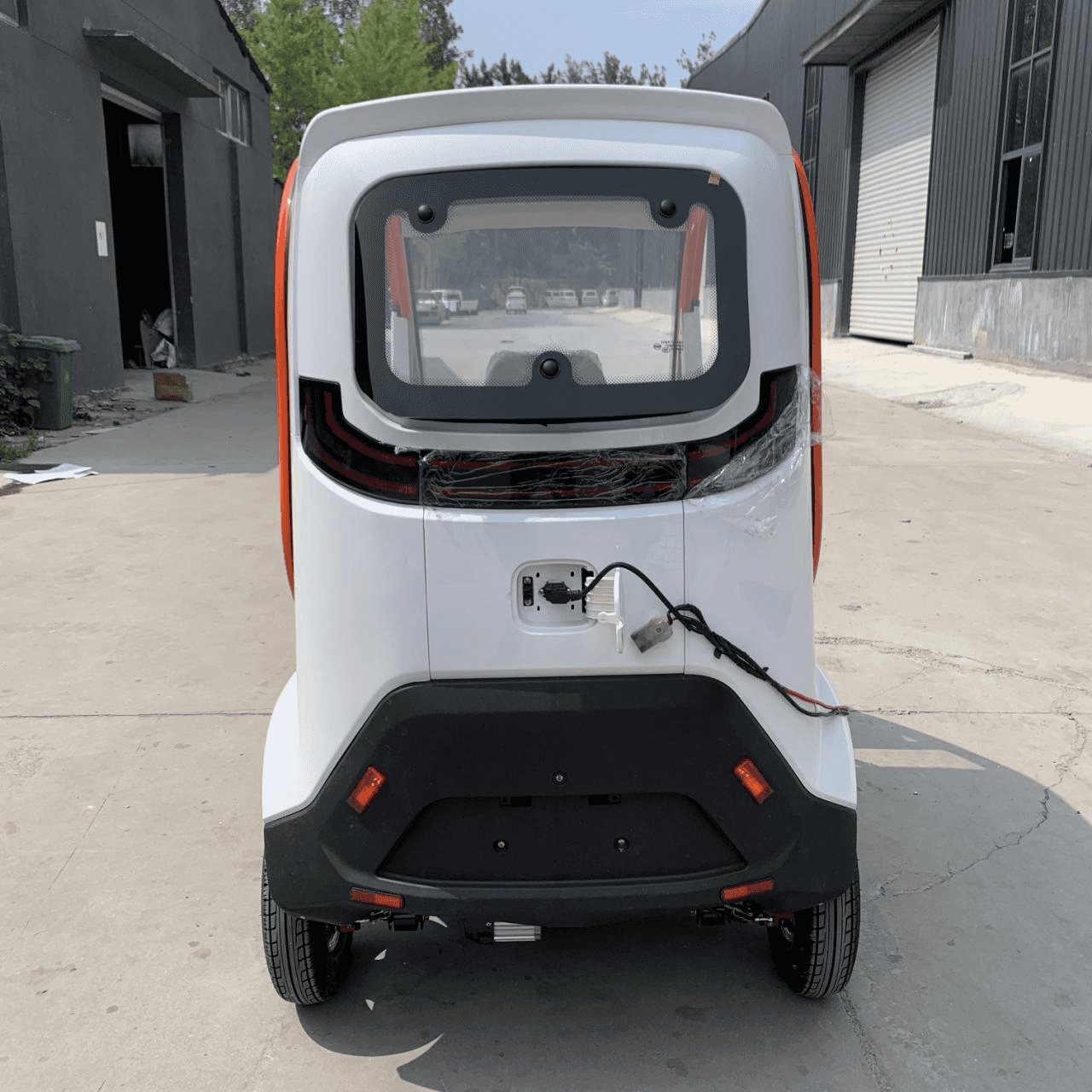 1000W Compact Passenger Trike (2-Seater) | Factory FCL - ORVIK - Image 2